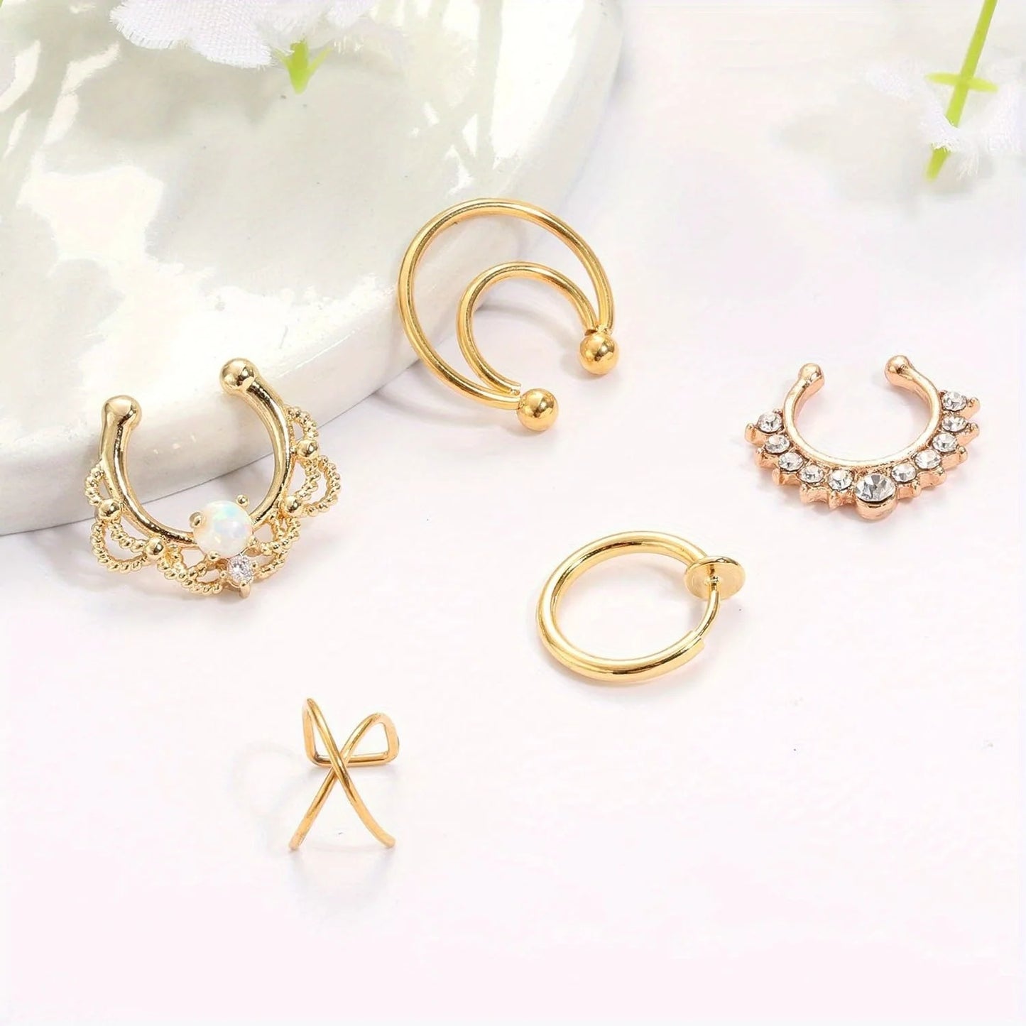 Drperfect Stainless Steel Fake Nose Rings Faux Septum Piercing Clip on Nose Septum Ring Faux Non-Pierced Nose Rings Earrings