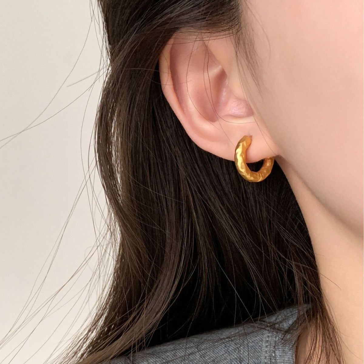 High-grade Ear Clip Retro Graceful Earrings Women